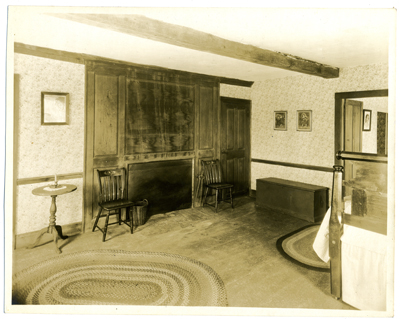 Room8-2web.jpg