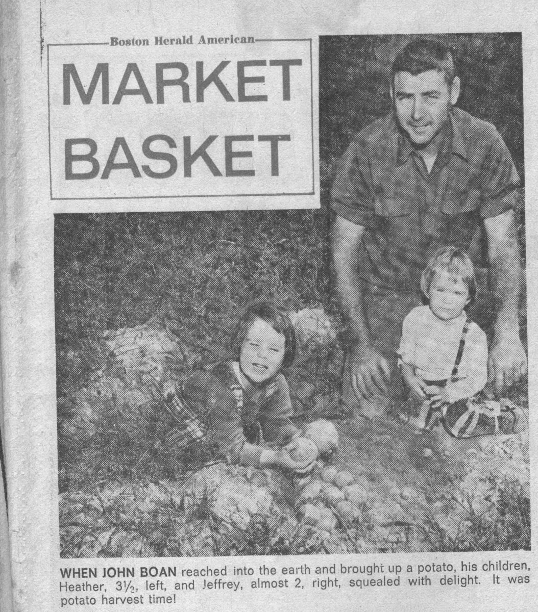 John-Boan-with-his-2-children