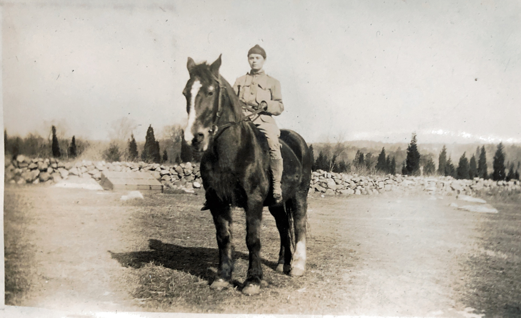 Photo-3-Stanley-Zembo-riding-the-work-horse