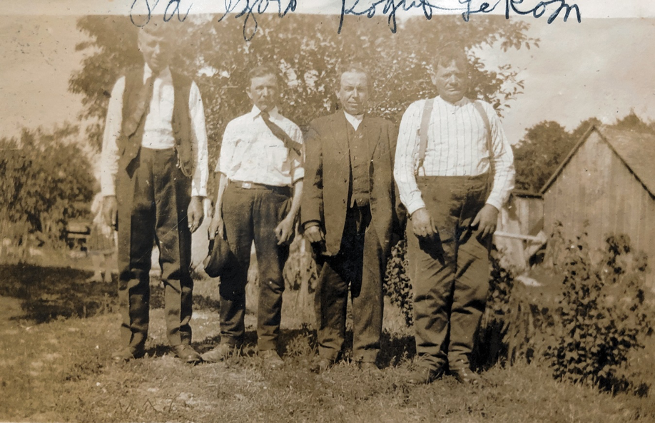 Joseph Ziemba, Szaro, Kogut, William Lekom